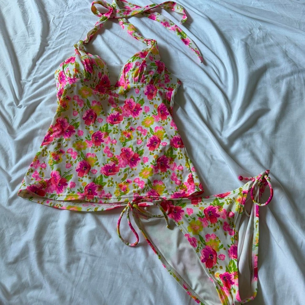 Victoria's Secret tankini set size XS top size S bottoms cottagecore bikini